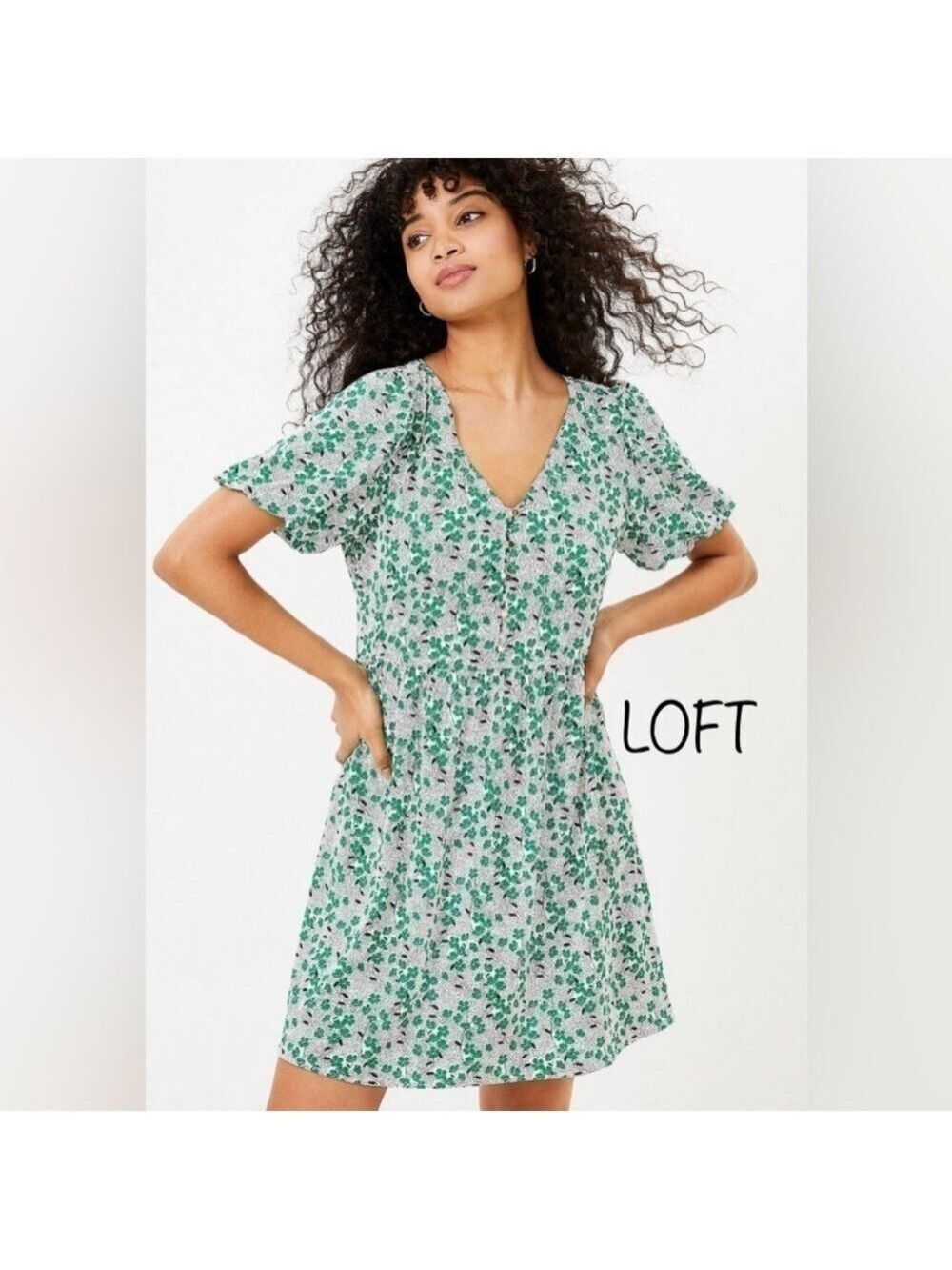 LOFT Everyday Floral Feminine Summer Dress Flattering Mini Dress size 14
